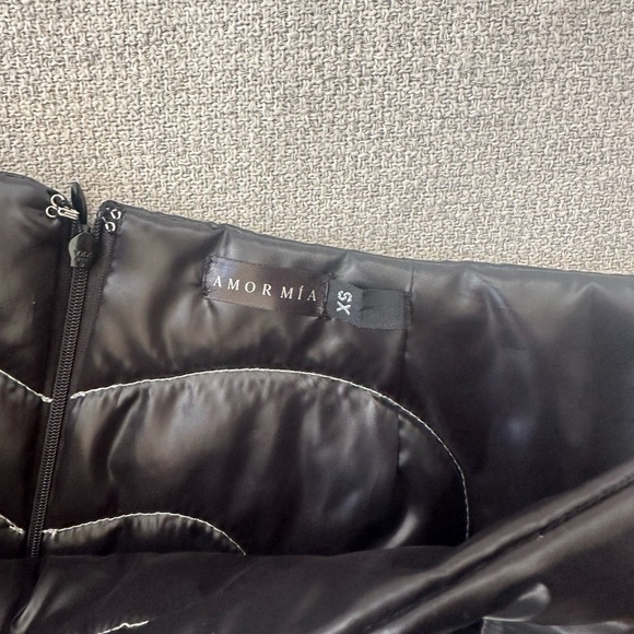 amor mia puffer set (top size small, bottom xs) top NWT bottom NWOT *not worn* - Picture 6 of 6